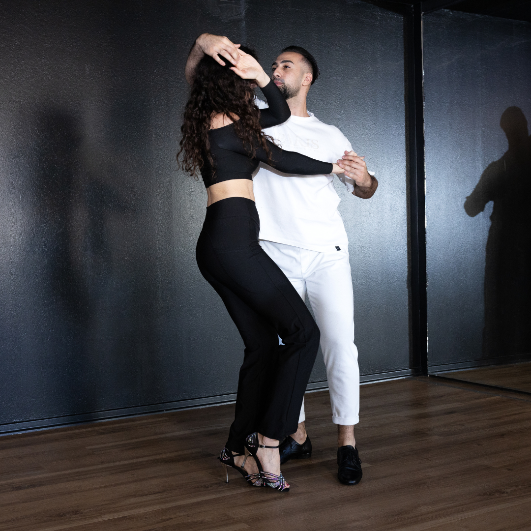 Tanz Etikette – mit Stil und Freude auf dem Parkett