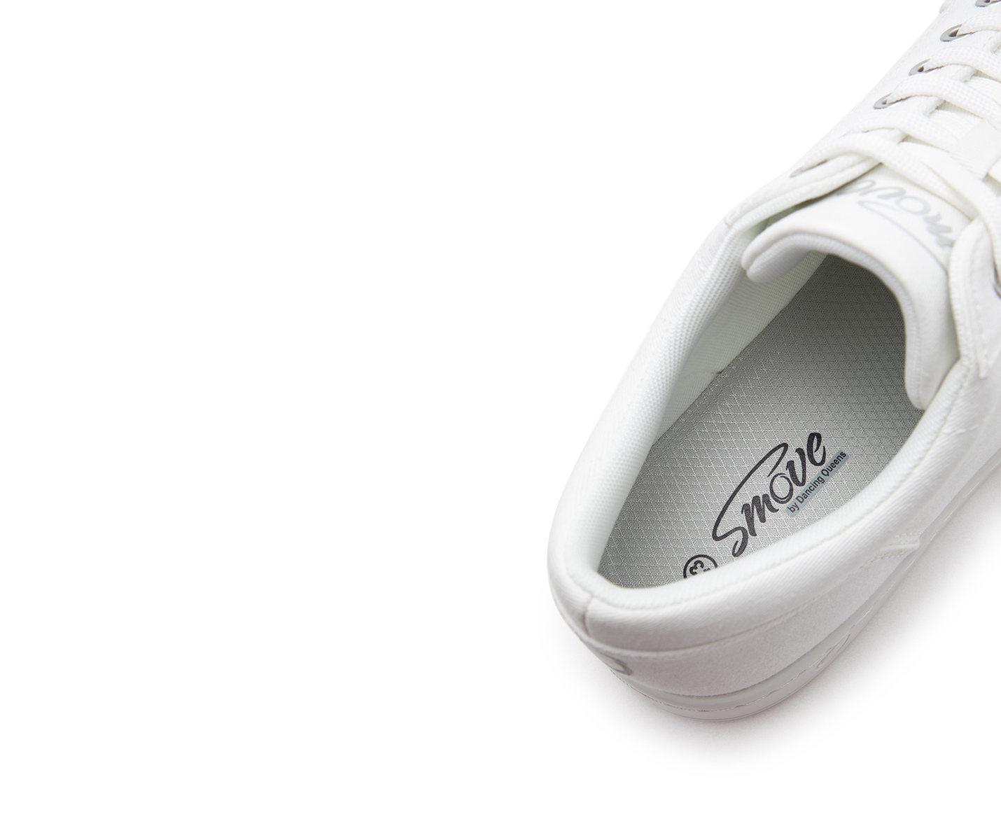 SMOVE Breeze Weiss Canvas Tanzsneaker von Dancing Queens mit Logo-Innensohle - ideal für Tänzer.