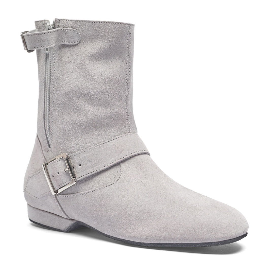 Die niedrigen West Coast Swing-Stiefel 8855 von Rumpf aus grauem Wildleder verfügen über eine dekorative Schnalle und einen seitlichen Reißverschluss.