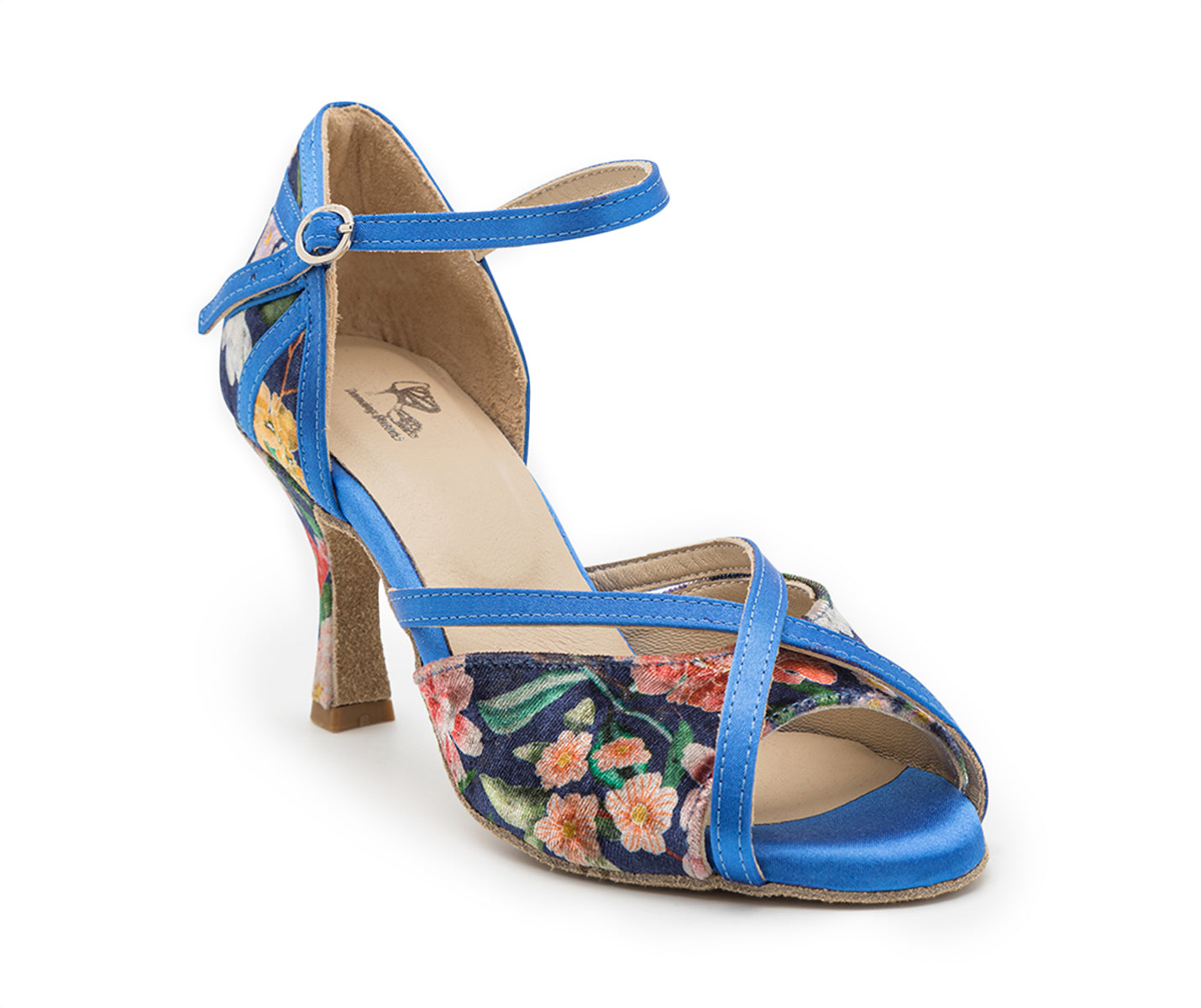 Naos Tanzschuhe in Blau geblumt von Dancing Queens: Satinblaue Heels mit Blumenstickerei, offener Spitze und Knöchelriemen.