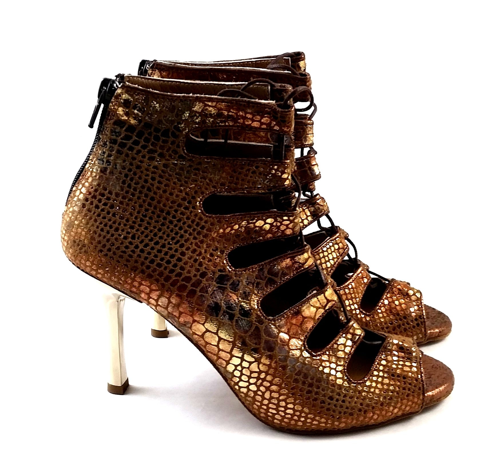Electra-Tanzschuhe in Bronze Piton von Dancing Queens – perfekt für Salsa mit Schlangenhaut-Design und ausgeschnittenen High Heels.