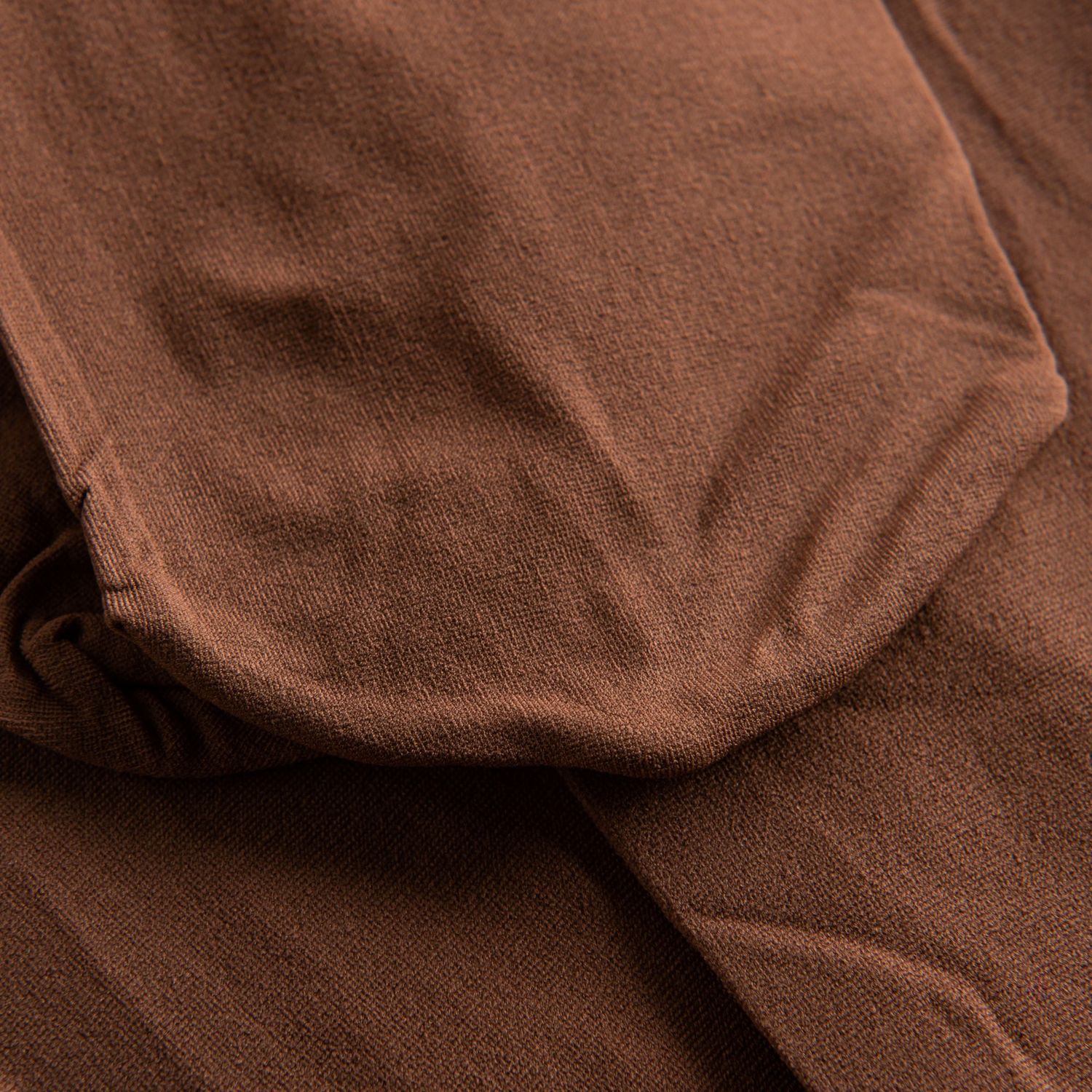 Nahaufnahme des Noisette-Stoffes, der Textur und Weichheit hervorhebt – perfekt für Rumpfs 108 Economy Ballettstrumpfhose.