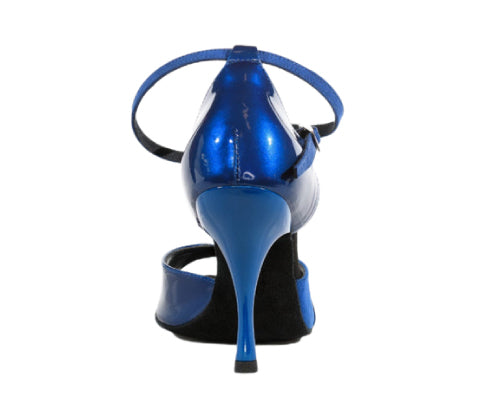 Rückansicht eines Alvares Tanzschuhs 737 METALAK/CAMOSCIO BLU mit Riemen und glänzendem Finish.