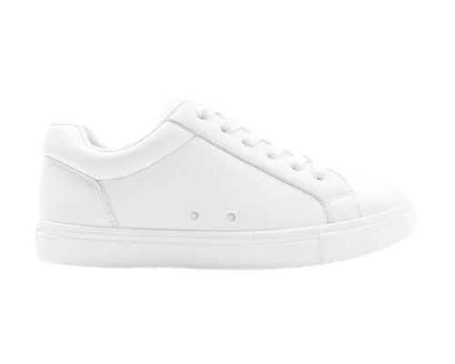 Fuego low-top dance sneaker in white