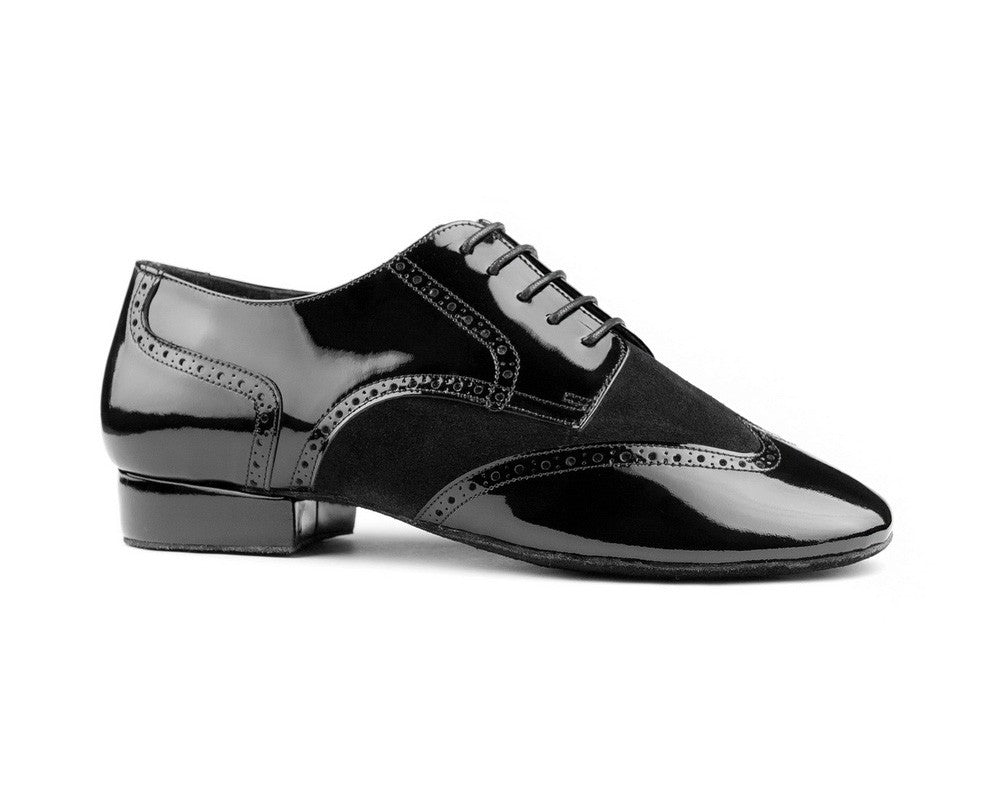 Der PD042 Tango Tanzschuh von Portdance ist ein stylischer schwarzer Oxford mit Brogue-Design, ideal für Tänze geeignet.